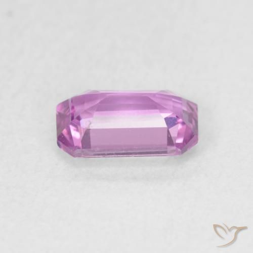 Zafiro Rosado púrpura natural de 0.66 ct, Corte Octágono / Esmeralda, VVS