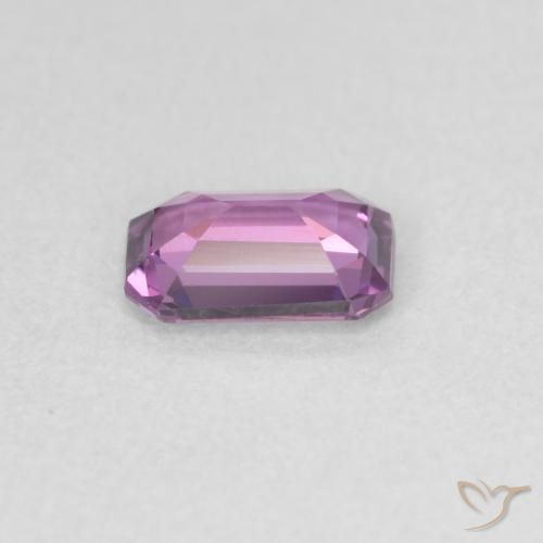 Zafiro Púrpura medio natural de 0.62 ct, Corte Octágono / Esmeralda, VVS