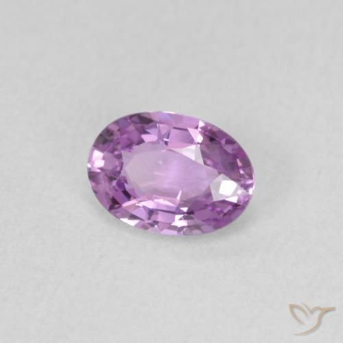 Zafiro Púrpura claro natural de 0.57 ct, Ovalada, VVS