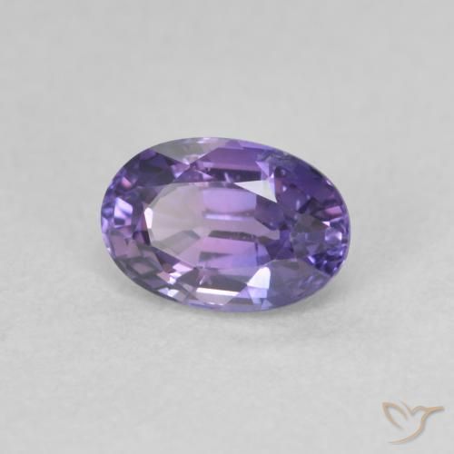Zafiro Violeta oscuro natural de 0.73 ct, Ovalada, VVS-VS