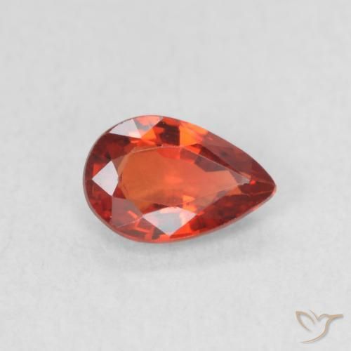 Zafiro Rojo fuego natural de 0.47 ct, En forma de pera, VVS