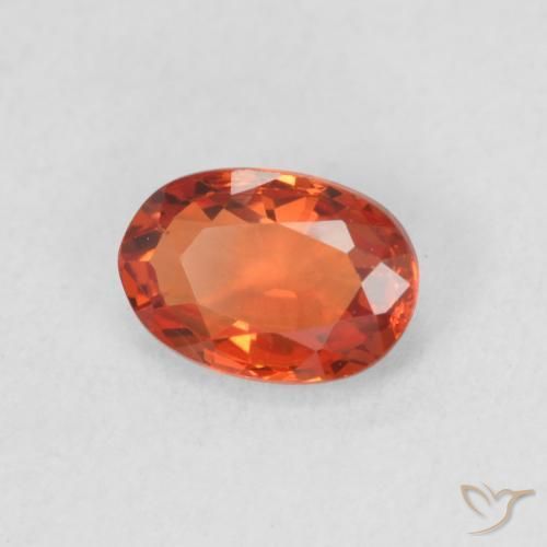 Zafiro Naranja fuego natural de 0.62 ct, Ovalada, VVS