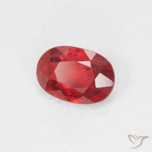 Zafiro Rojo medio natural de 0.61 ct, Ovalada, VS