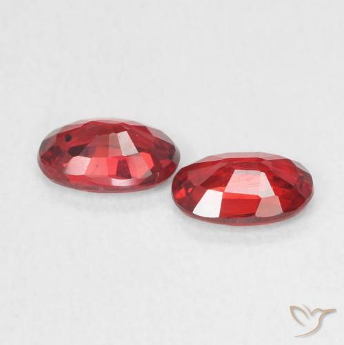 Gemas de Zafiro Rojo medio natural de 1.06 ct, Ovalada, VVS-VS
