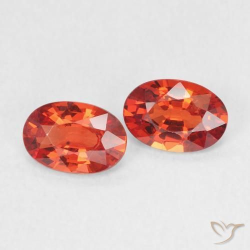 Gemas de Zafiro Rojo carmesí claro natural de 0.98 ct, Ovalada, VVS-VS
