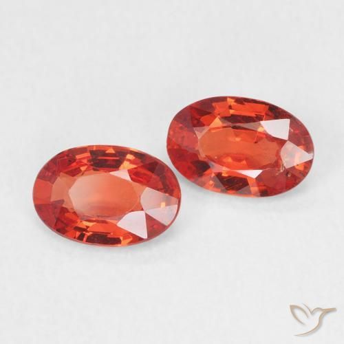 Gemas de Zafiro Rojo carmesí claro natural de 0.97 ct, Ovalada, VVS-VS