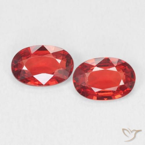 0.94ctw Natural Rojo claro Zafiro, Ovalada, VVS