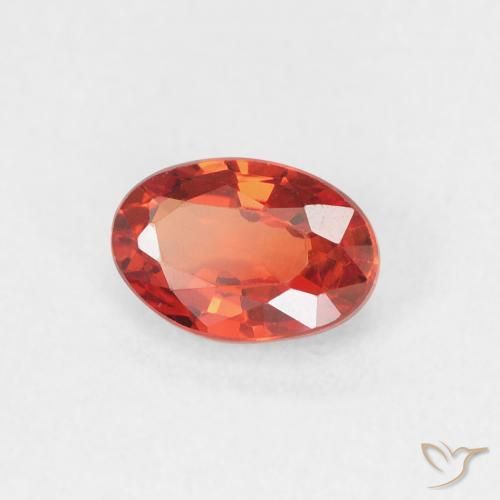 Zafiro Rojo intenso natural de 0.67 ct, Ovalada, VVS