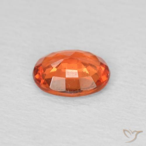 Zafiro Naranja fuego natural de 0.46 ct, Ovalada, VS
