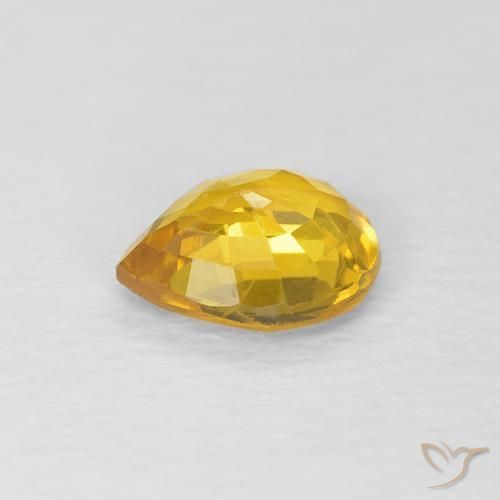 Zafiro Dorado natural de 0.76 ct, En forma de pera, VVS