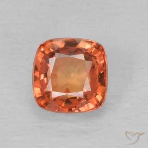 0.74ct Natural Roja Anaranjada Zafiro, Forma Cojín, VVS