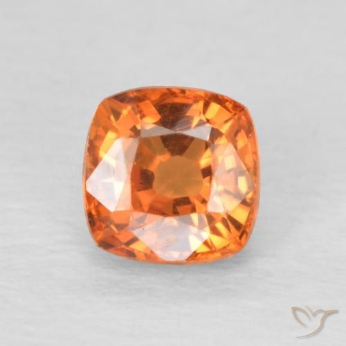0.66ct Natural Naranja claro Zafiro, Forma Cojín, VVS