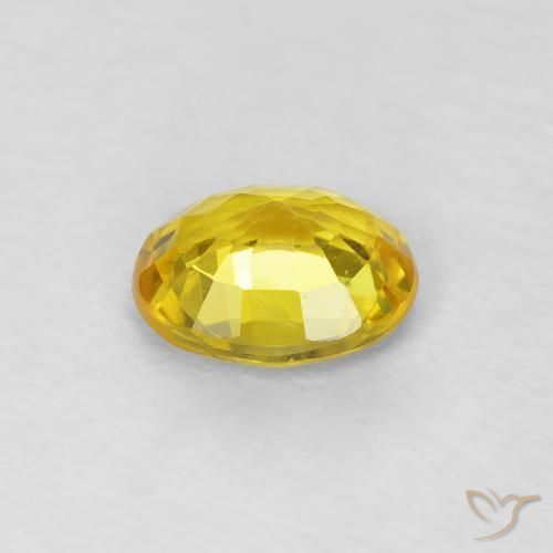 Zafiro Amarillo medio natural de 0.64 ct, Ovalada, VS