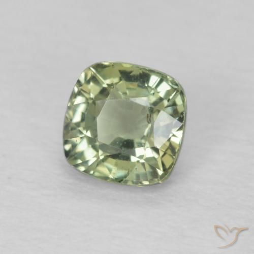 Zafiro Verde claro natural de 0.52 ct, Forma Cojín, VS