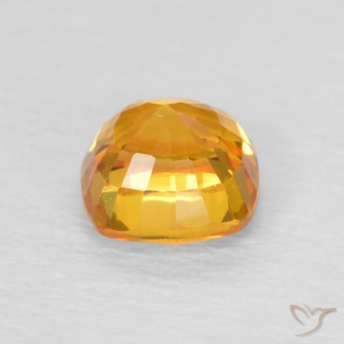 Zafiro Dorado naranja natural de 0.70 ct, Forma Cojín, VVS-VS