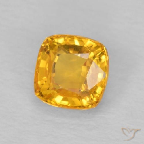 Zafiro Naranja medio natural de 0.62 ct, Forma Cojín, VVS