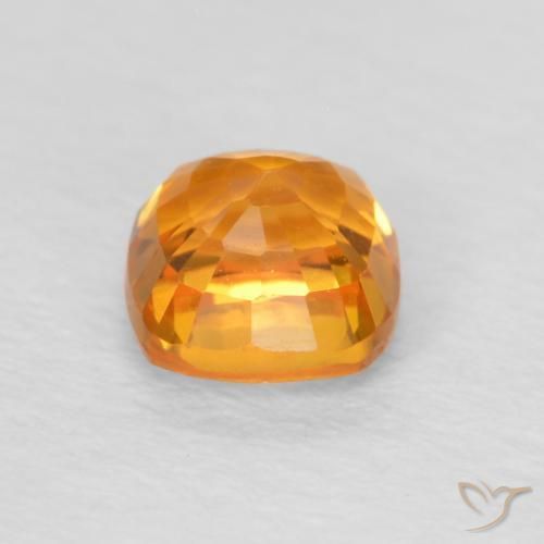 Zafiro Naranja medio natural de 0.67 ct, Forma Cojín, VVS