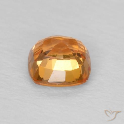 Zafiro Naranja rojizo natural de 0.61 ct, Forma Cojín, VVS