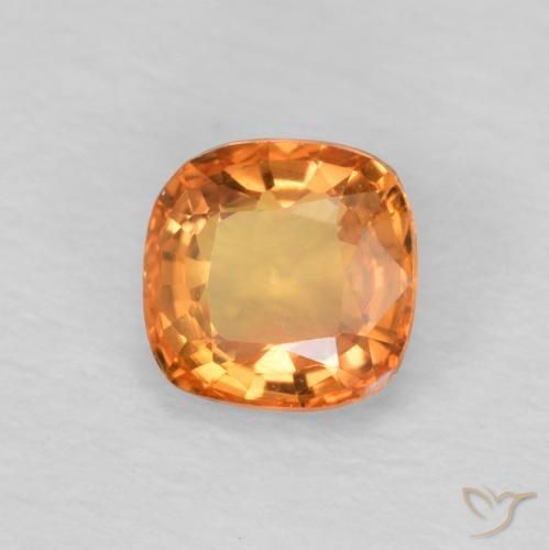 Zafiro Naranja rojizo natural de 0.51 ct, Forma Cojín, VVS