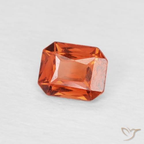 Zafiro Ámbar naranja natural de 0.46 ct, Corte Octágono / Esmeralda, VVS