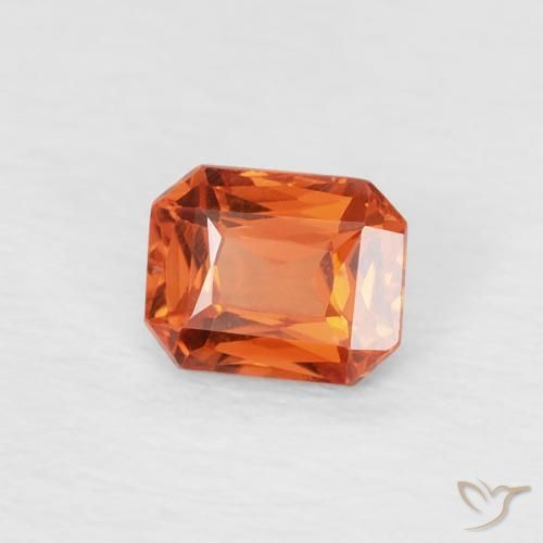 Zafiro Naranja fuego natural de 0.51 ct, Corte Octágono / Esmeralda, VVS