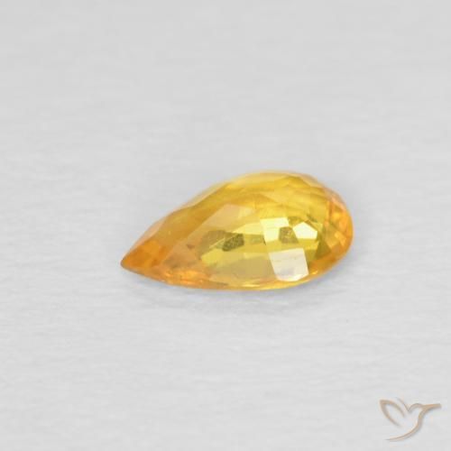 Zafiro Dorado oscuro natural de 0.39 ct, En forma de pera, VS