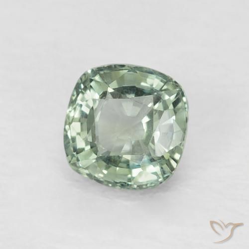 Zafiro Verde claro natural de 0.66 ct, Forma Cojín, VVS