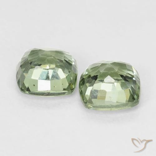 Gemas de Zafiro Verde claro natural de 1.39 ct, Forma Cojín, VVS-VS