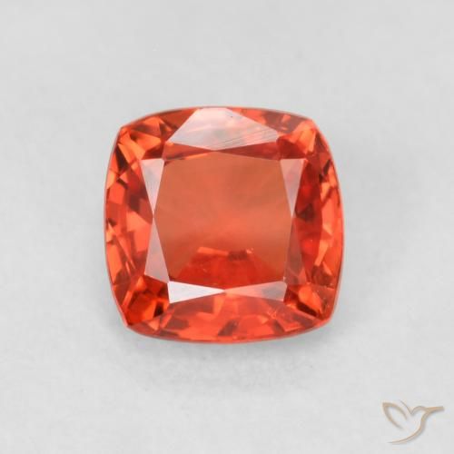 0.62ct Natural Rojo medio Zafiro, Forma Cojín, VVS-VS
