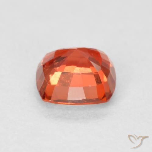 Zafiro Rojo medio natural de 0.62 ct, Forma Cojín, VVS-VS