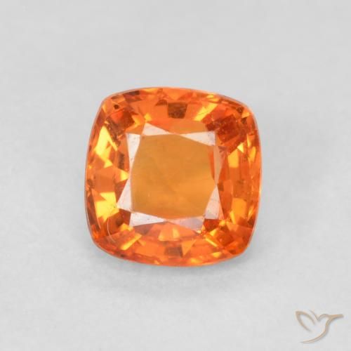 0.54ct Natural Naranja claro Zafiro, Forma Cojín, VVS
