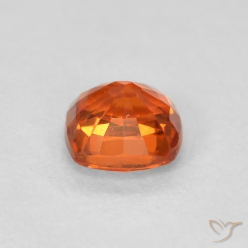 Zafiro Naranja fuego natural de 0.51 ct, Forma Cojín, VVS