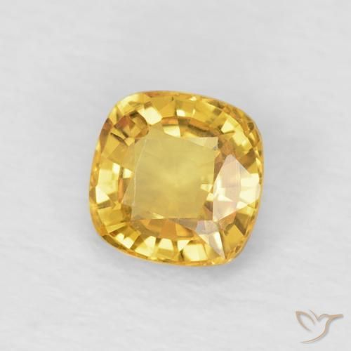 Zafiro Dorado natural de 0.53 ct, Forma Cojín, VVS