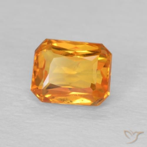 Zafiro Naranja medio natural de 0.68 ct, Corte Octágono / Esmeralda, VS