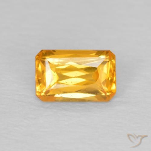 0.40ct Natural Dorado oscuro Zafiro, corte esmeralda, VS