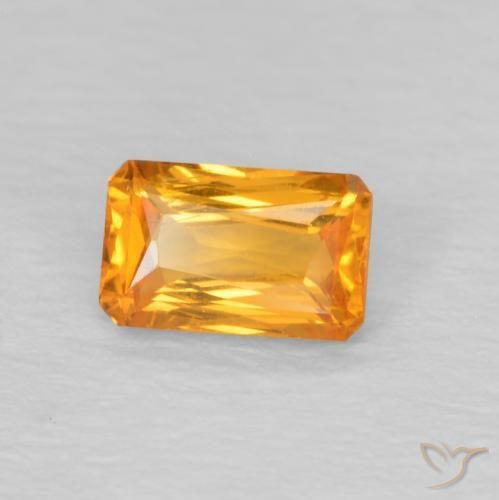 Zafiro Dorado naranja natural de 0.40 ct, Corte Octágono / Esmeralda, VVS-VS