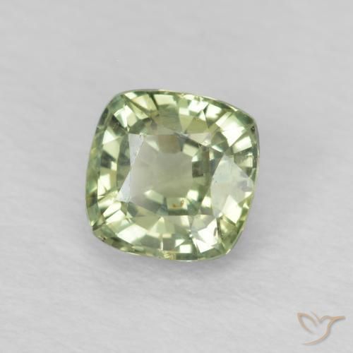 Zafiro Verde muy claro natural de 0.60 ct, Forma Cojín, VS