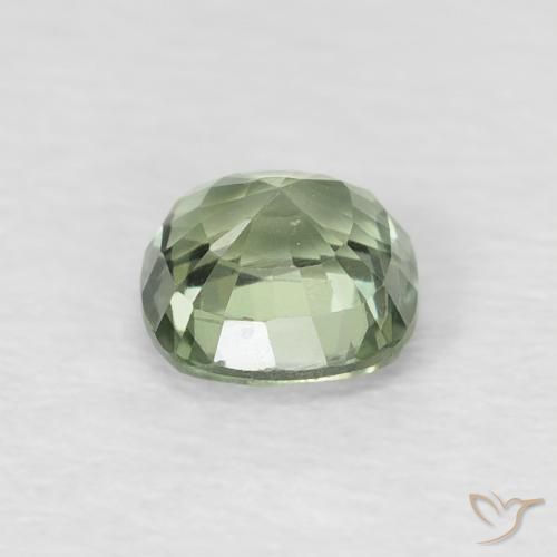 Zafiro Verde bosque claro natural de 0.60 ct, Forma Cojín, VS