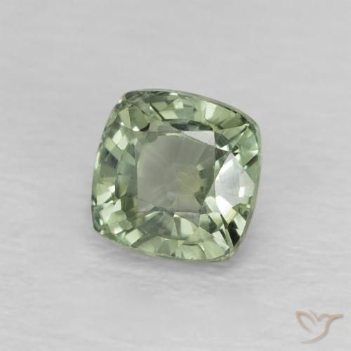 Zafiro Medium Light-Green natural de 0.73 ct, Forma Cojín, VS