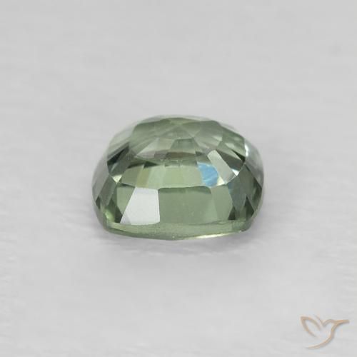 Zafiro Verde claro natural de 0.65 ct, Forma Cojín, VS