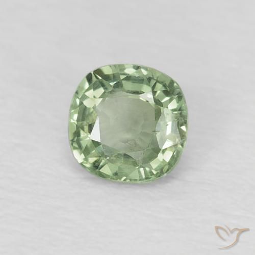 Zafiro Verde pálido natural de 0.43 ct, Forma Cojín, VS