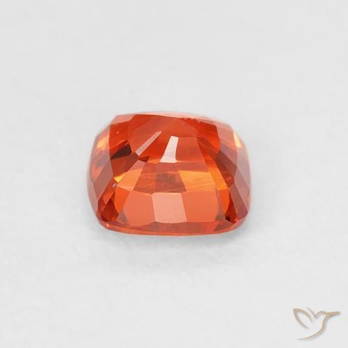 Zafiro Naranja rojizo natural de 0.56 ct, Forma Cojín, VVS-VS
