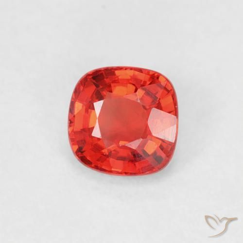Zafiro Rojo-naranja carmesí claro natural de 0.45 ct, Forma Cojín, VVS-VS