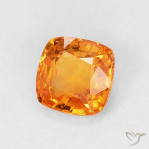 Zafiro Naranja medio natural de 0.71 ct, Forma Cojín, VVS-VS