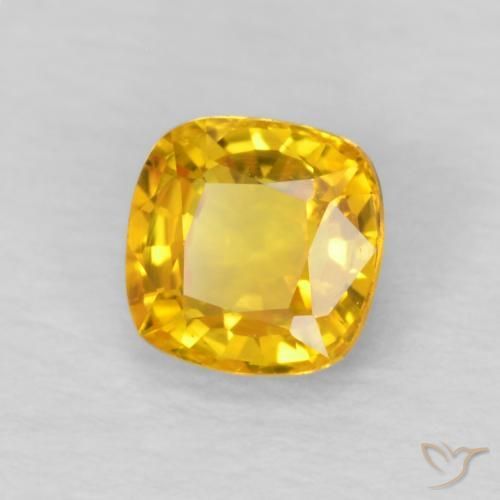 Zafiro Dorado claro natural de 0.57 ct, Forma Cojín, VVS