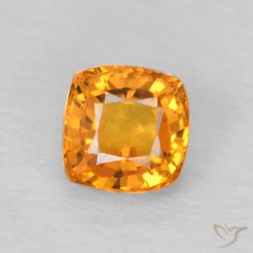 0.61ct Natural Naranja claro Zafiro, Forma Cojín, VVS