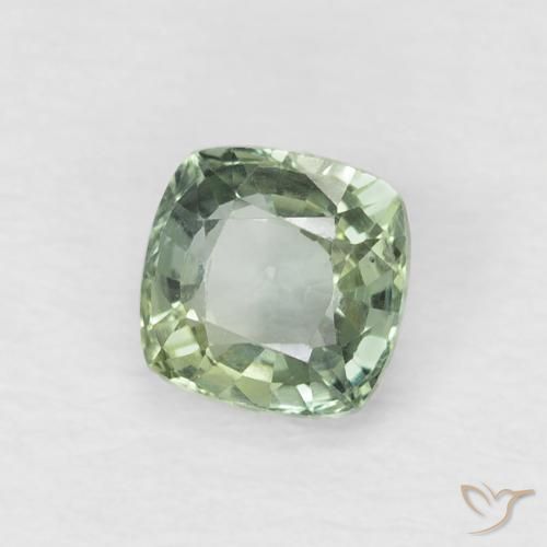 Zafiro Verde musgo claro natural de 0.65 ct, Forma Cojín, VVS-VS