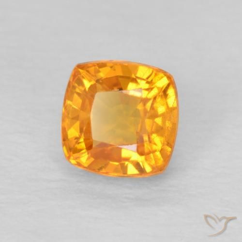 Zafiro Naranja claro natural de 0.66 ct, Forma Cojín, VS