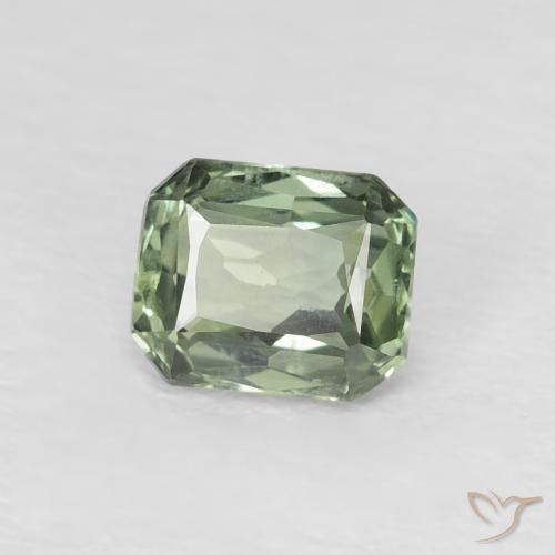 Zafiro Verde medio natural de 0.59 ct, Corte Octágono / Esmeralda, VVS