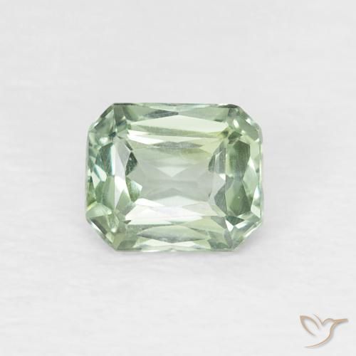 0.52ct Natural Verde pálido Zafiro, corte esmeralda, VVS